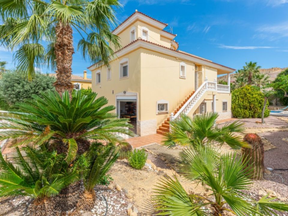 Villa i Valle Del Sol, Alicante - foto 1