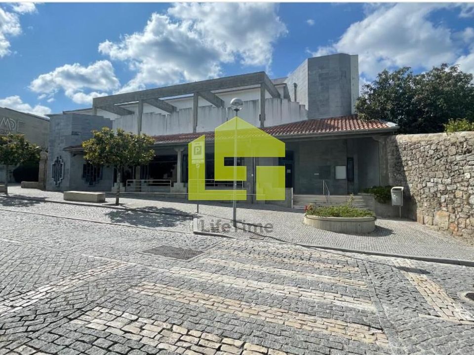 Erhvervsejendom i Aguiar da Beira, Guarda - foto 1