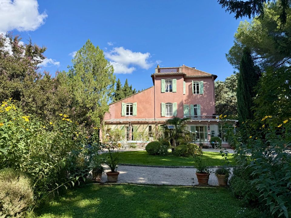 Villa i Plan-d'Orgon, Bouches-du-Rhone - foto 1