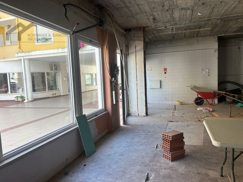 Erhvervsejendom i Matacaes, Lisbon - foto 2