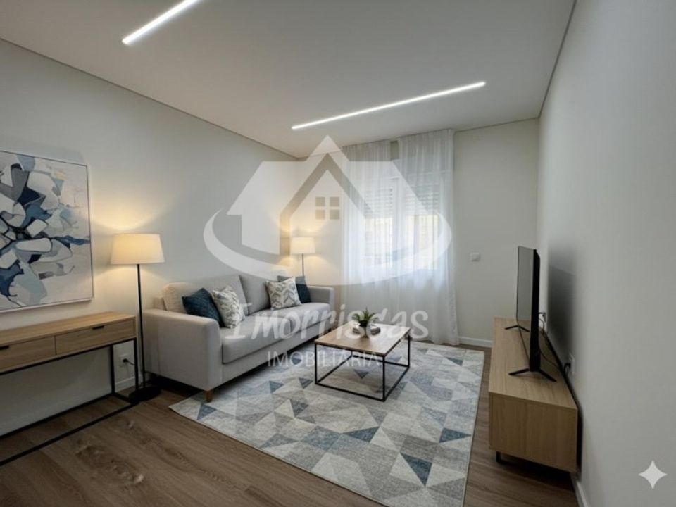 Byhus i Santa Iria de Azoia, Lisbon - foto 1