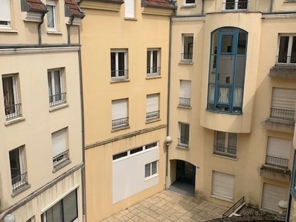 Lejlighed i Chaumont, Haute-Marne - foto 1