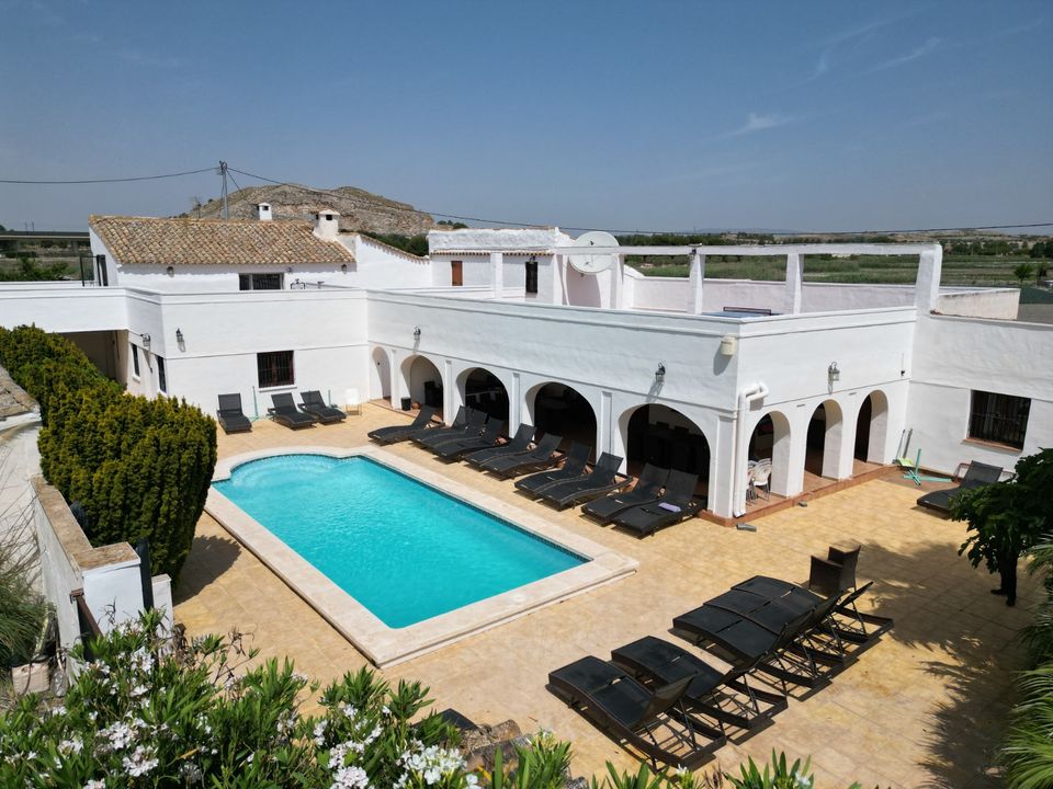 Villa i Villena, Alicante - foto 1