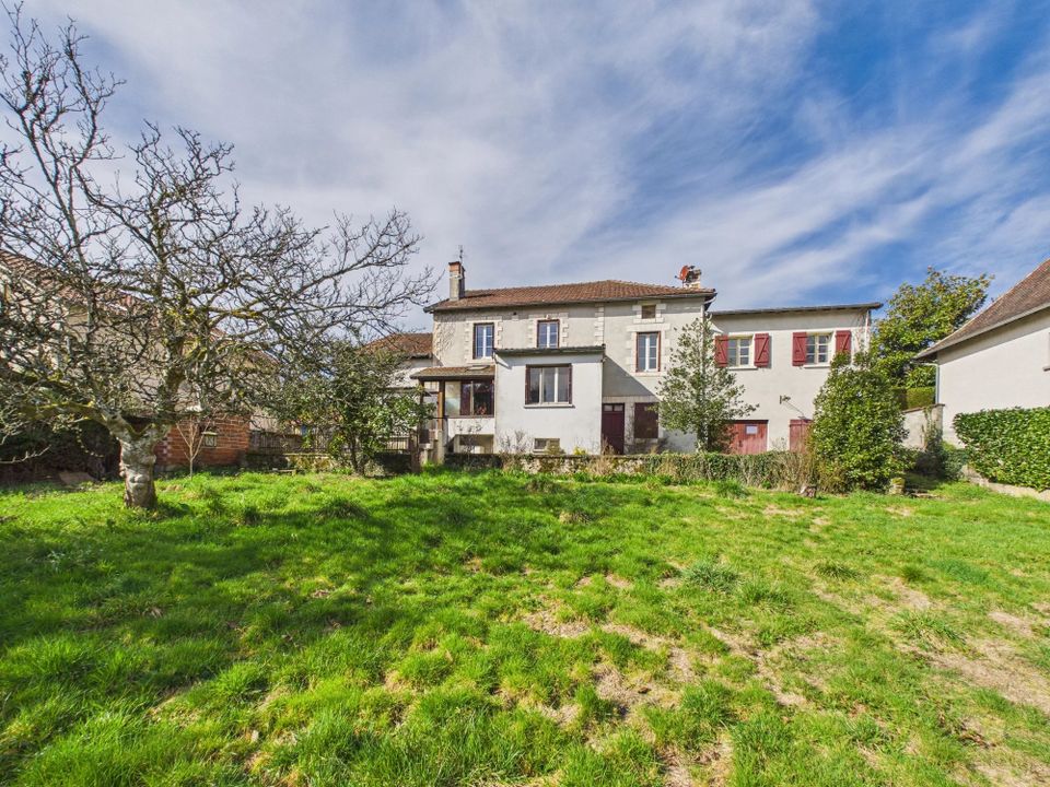 Villa i Saint-Saud-Lacoussiere, Dordogne - foto 1