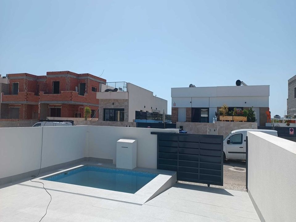 Villa i Daya Nueva, Alicante - foto 1
