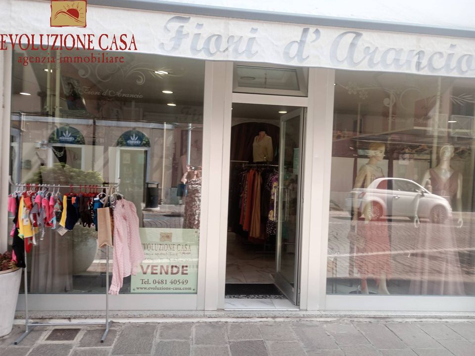 Erhvervsejendom i Monfalcone, Gorizia - foto 2