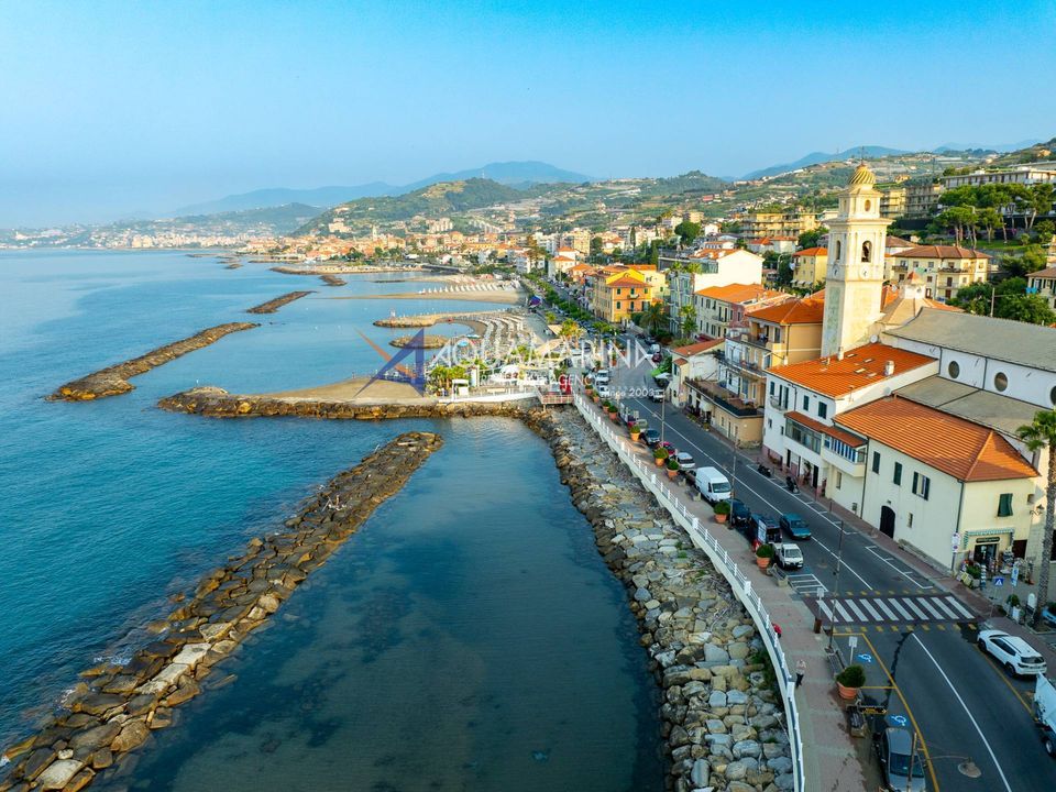 Villa i Santo Stefano Al Mare, Imperia - foto 1