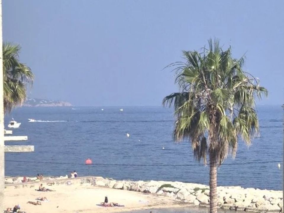Lejlighed i La Ciotat, Bouches-du-Rhone - foto 2