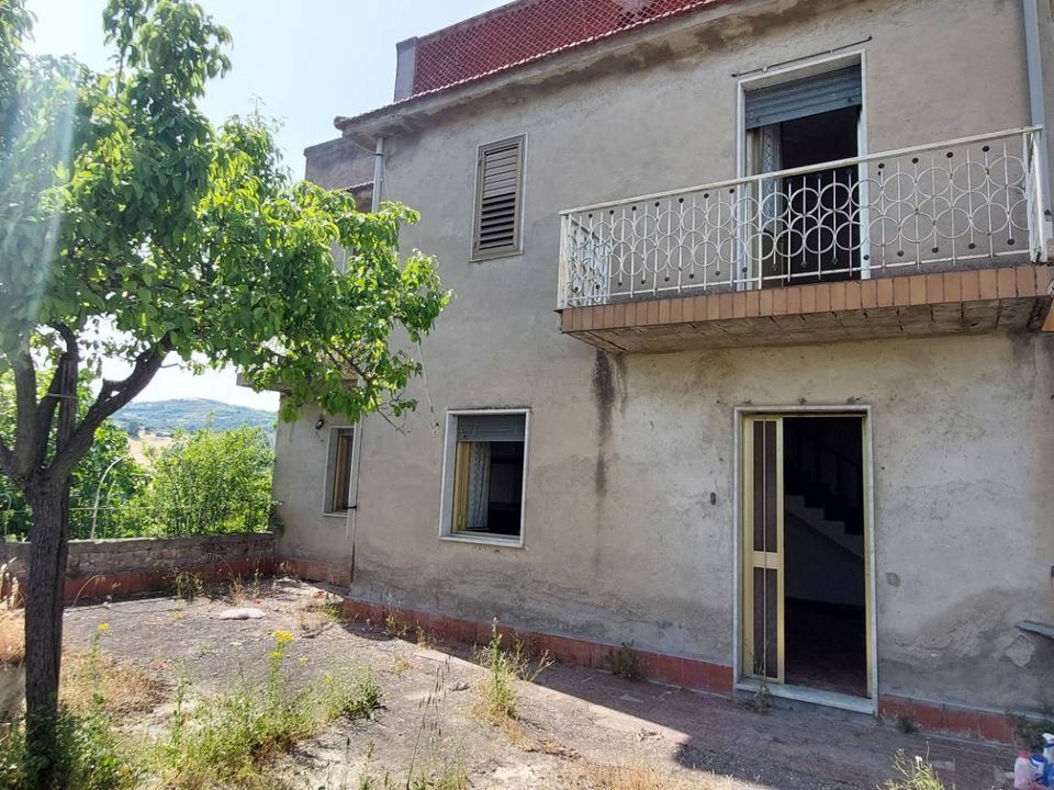 Villa i Ariano Irpino, Avellino - foto 1