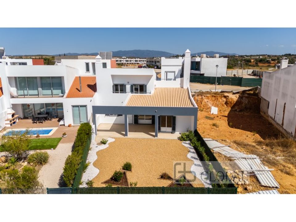 Villa i Mexilhoeira Grande, Faro - foto 2