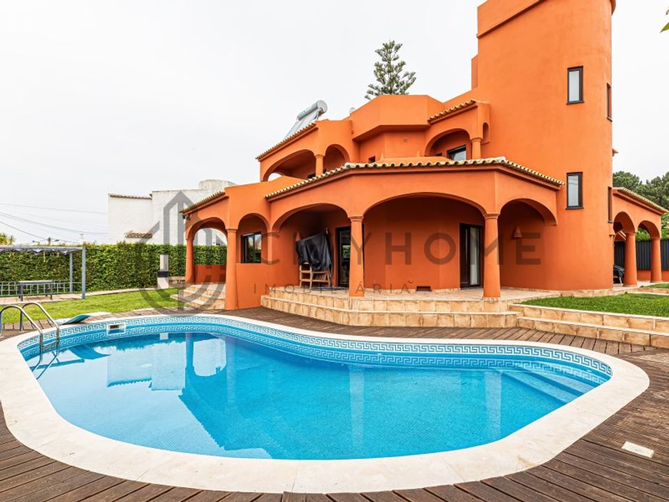 Villa i Quarteira, Faro - foto 1