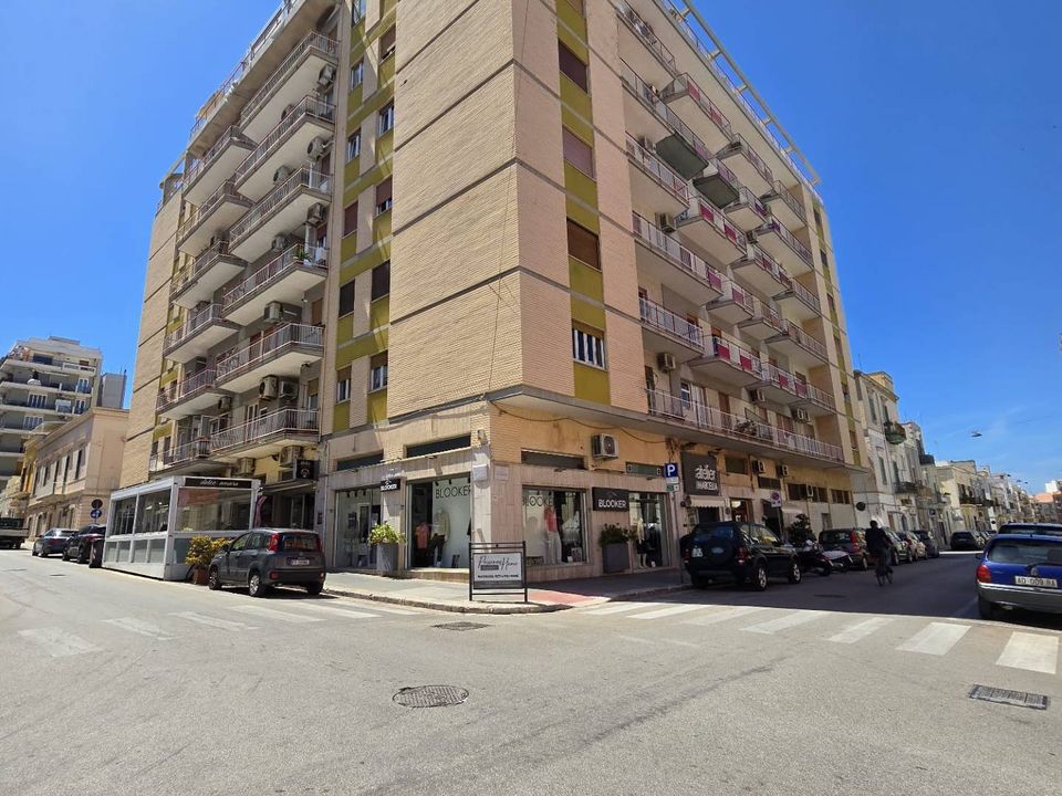 Erhvervsejendom i Monopoli, Bari - foto 3