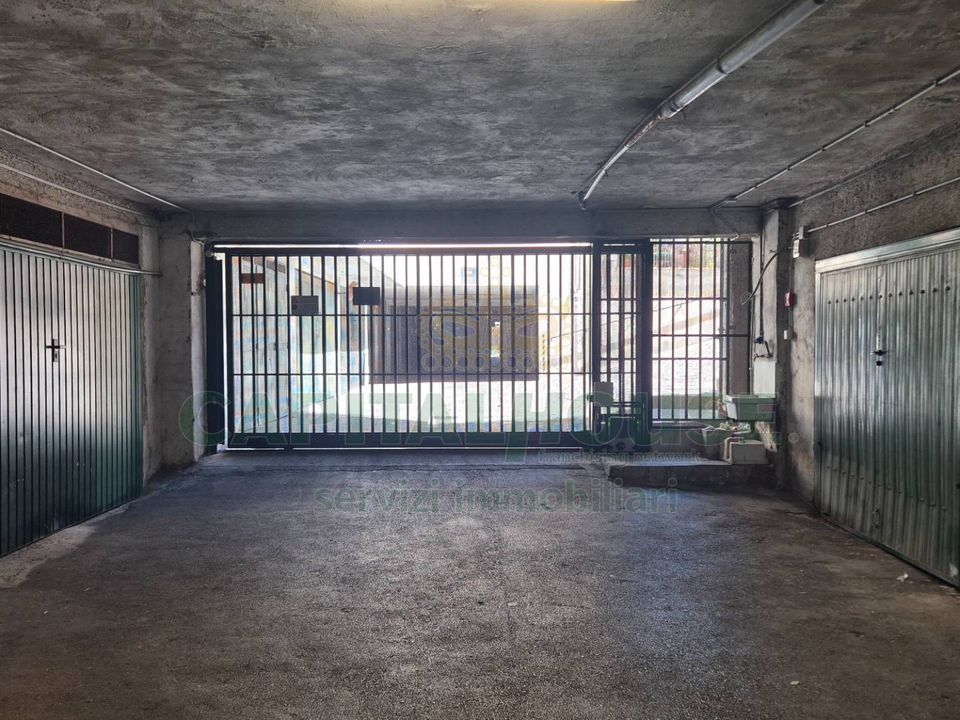 Parkeringsplads i Casagiove, Caserta - foto 3