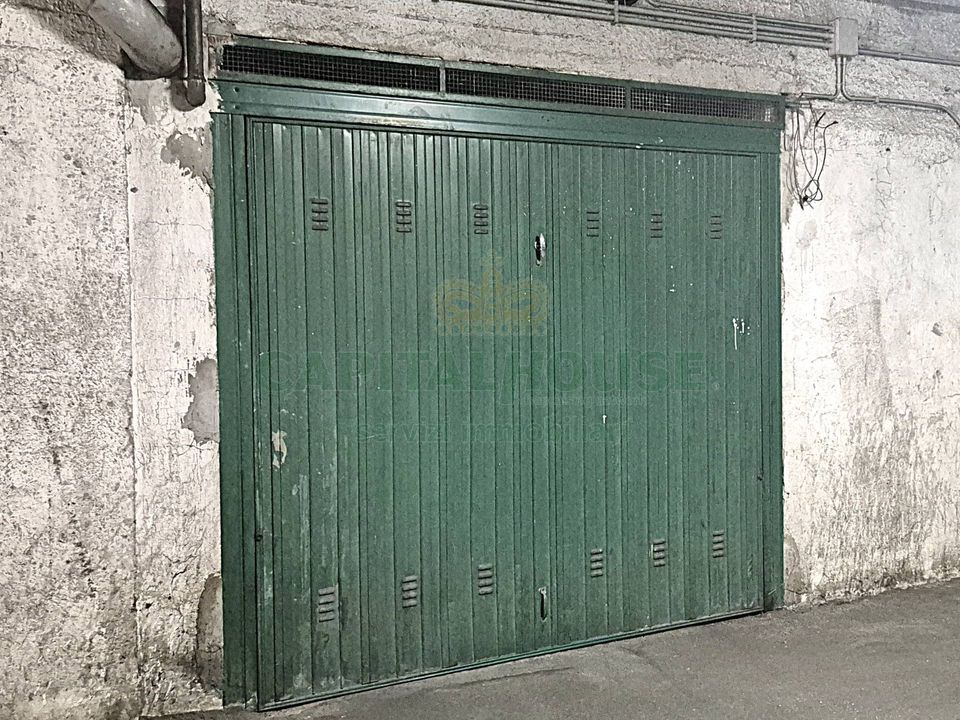Parkeringsplads i Casagiove, Caserta - foto 4