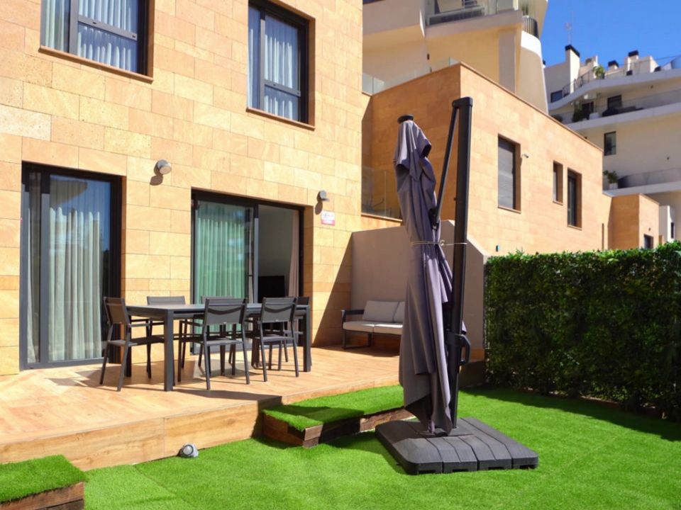 Apartamento en Villajoyosa, Alicante - foto 2