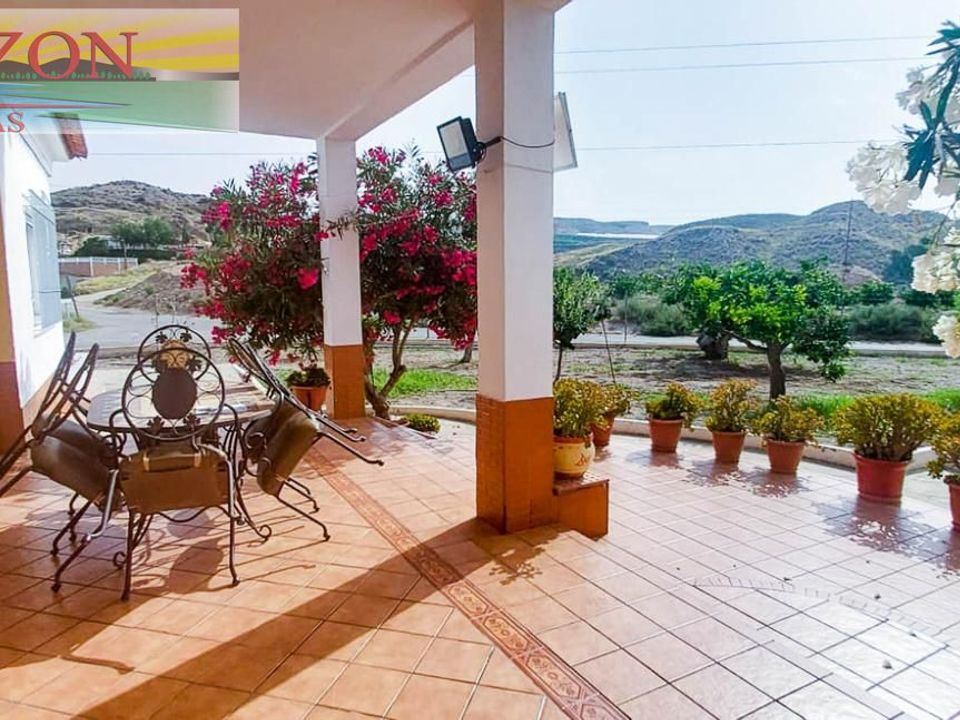 Villa i Cuevas del Almanzora, Almeria - foto 1