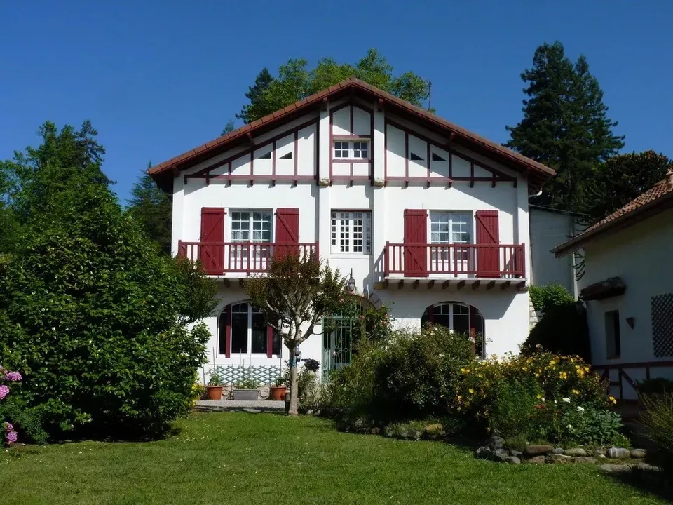 Villa i Salies-de-Bearn, Pyrenees-Atlantiques - bilde 1
