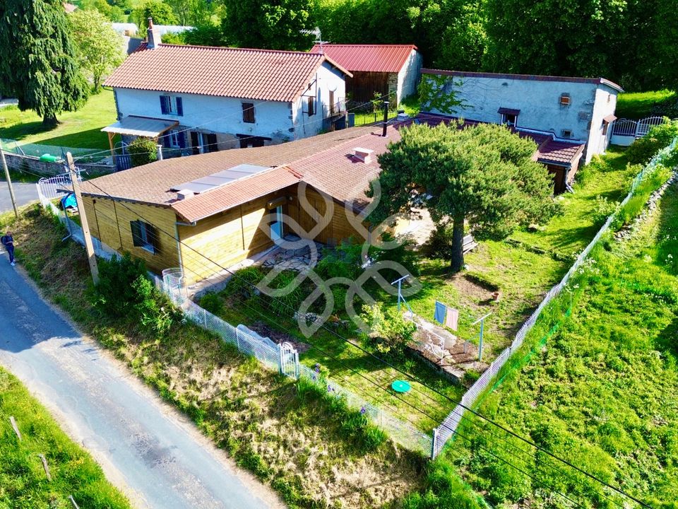 Landsbyhus i Saint-Germain-l'Herm, Puy-de-Dome - foto 1