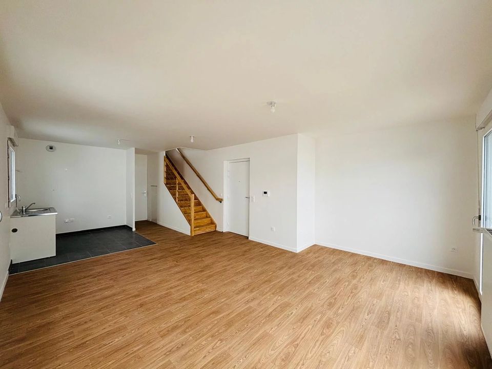 Villa i Stains, Seine-Saint-Denis - bilde 5
