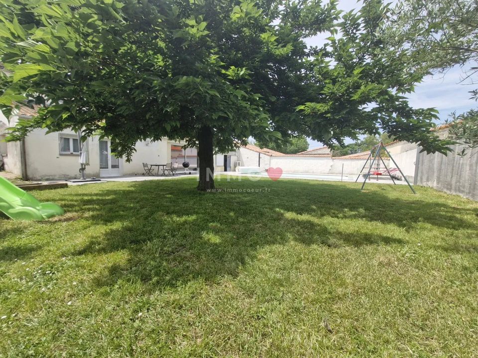 Villa i Saint-Médard-d'Aunis, Charente-Maritime - foto 1