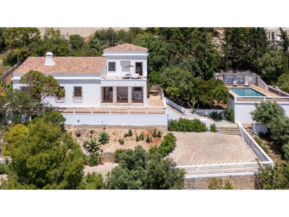 Landejendom i Santa Barbara de Nexe, Faro - foto 1