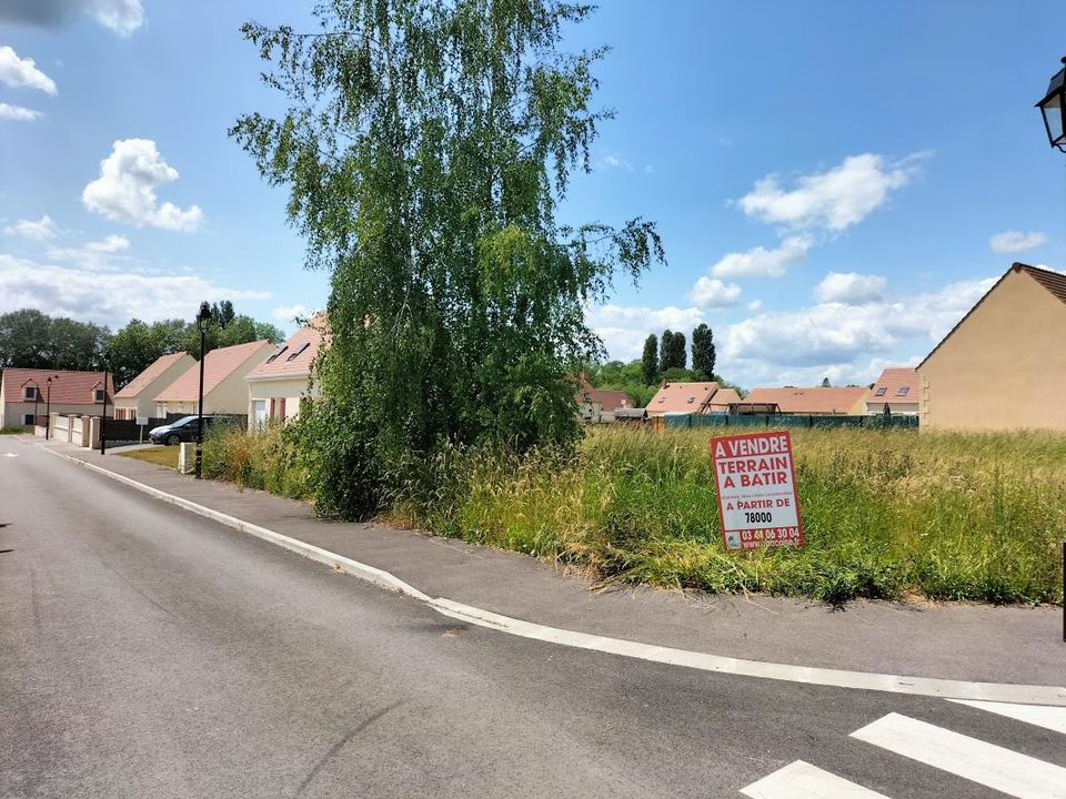 Helårsgrund i Fleuzy, Oise - foto 1