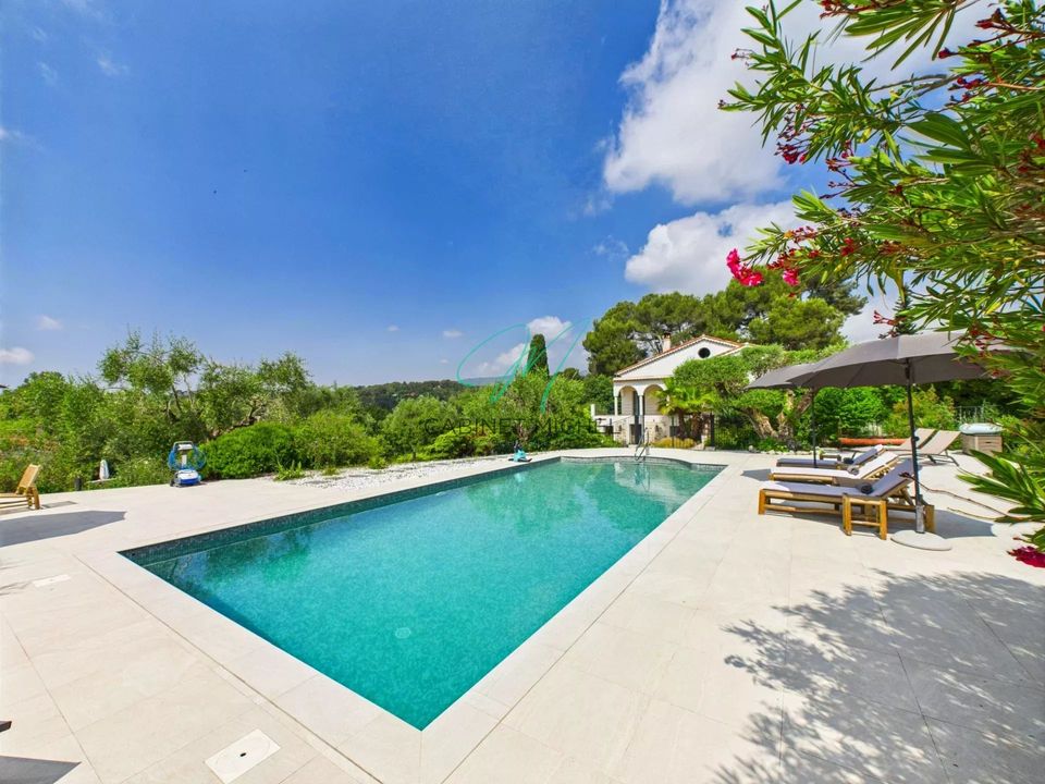 Villa i Roquefort-les-Pins, Alpes-Maritimes - foto 2