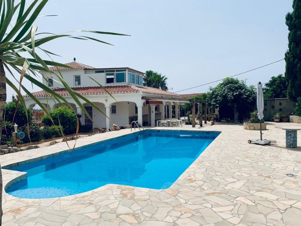 Villa i Nerja, Malaga - foto 2