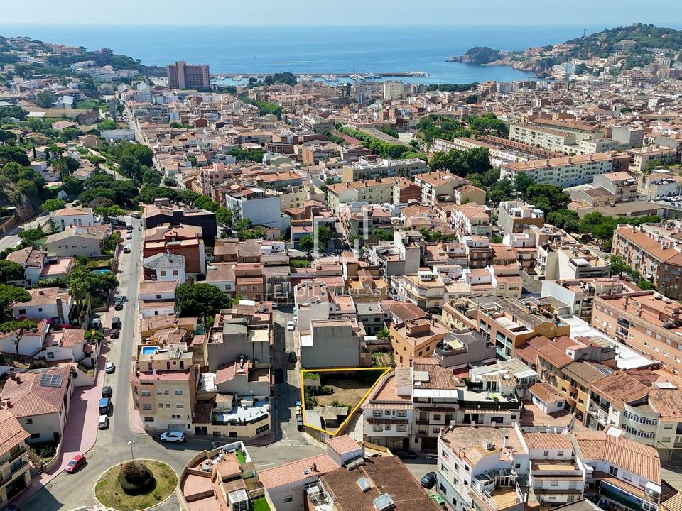 Helårsgrund i Sant Feliu De Guixols, Gerona - foto 1
