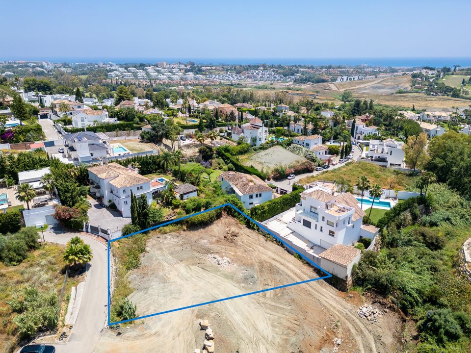 Helårsgrund i Estepona, Malaga - foto 1
