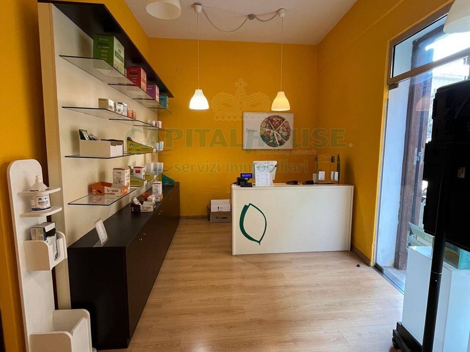 Erhvervsejendom i Avellino city, Avellino - foto 3