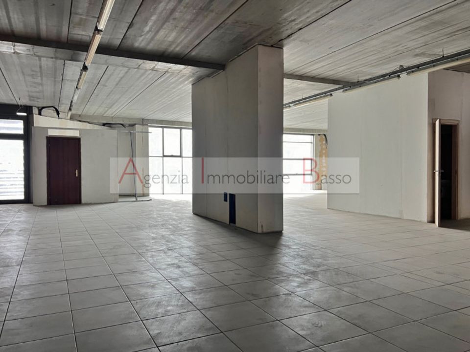 L'establiment comercial a Loreggia, Padua - foto 1