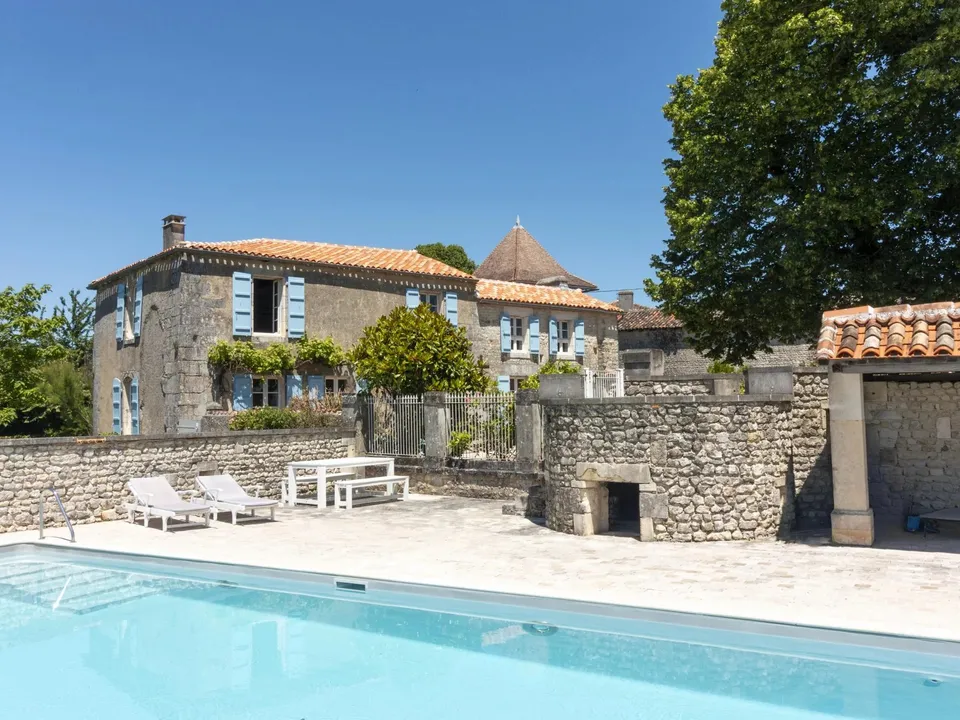 Villa i Chateauneuf-sur-Charente, Charente - foto 2