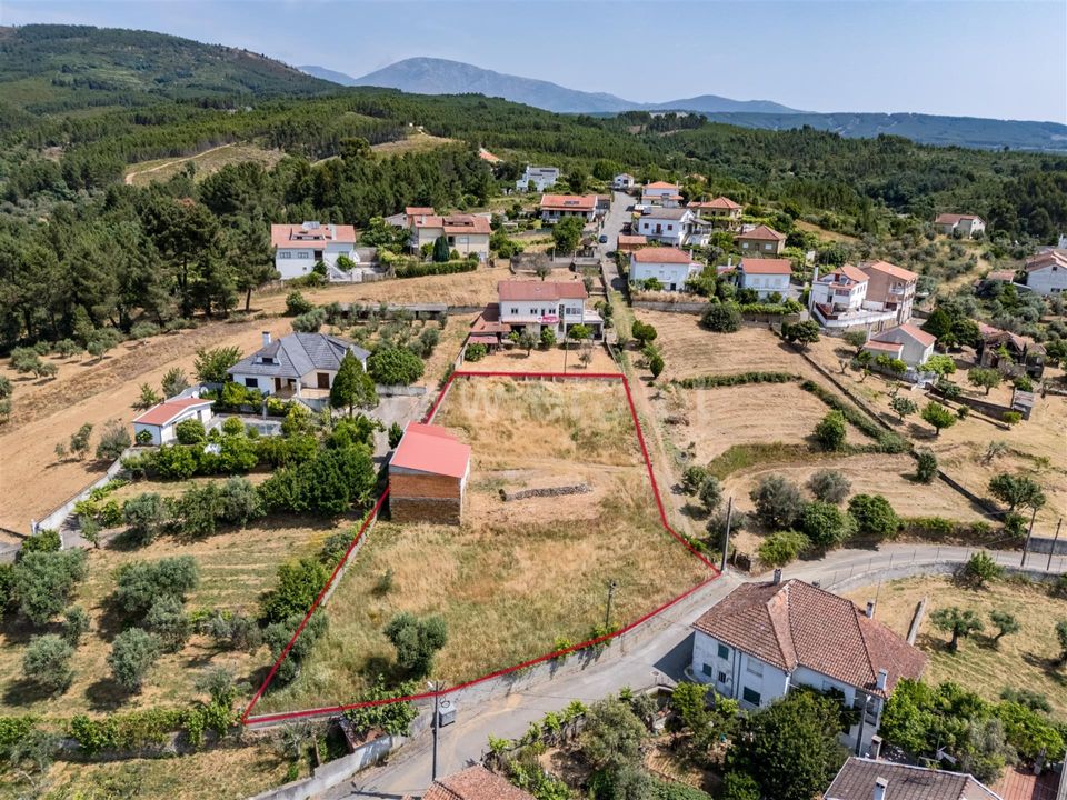 Landejendom i Covilha, Castelo Branco - foto 1