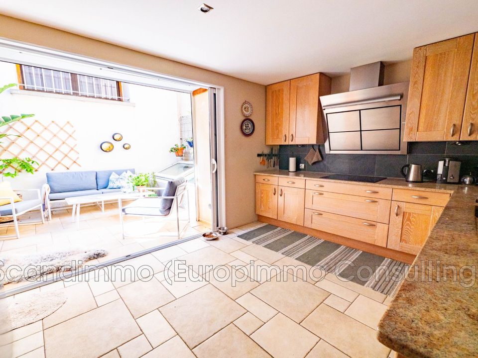 Villa a Argeles-sur-Mer, Pyrenees-Orientales - foto 1