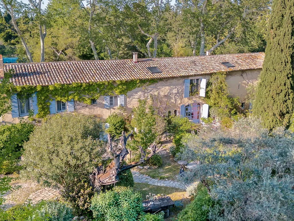 Villa i Saint-Remy-de-Provence, Bouches-du-Rhone - foto 1