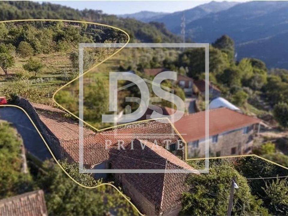 Farm hus i Oliveira do Douro, Viseu - foto 1
