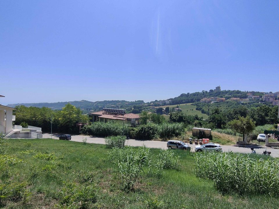 Helårsgrund i Acquaviva Picena, Ascoli Piceno - foto 1
