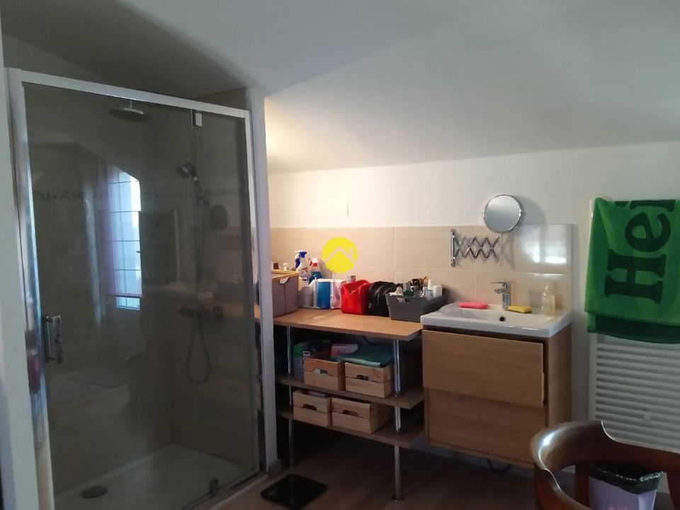 Villa en Saint-Amand-Montrond, Cher - foto 4