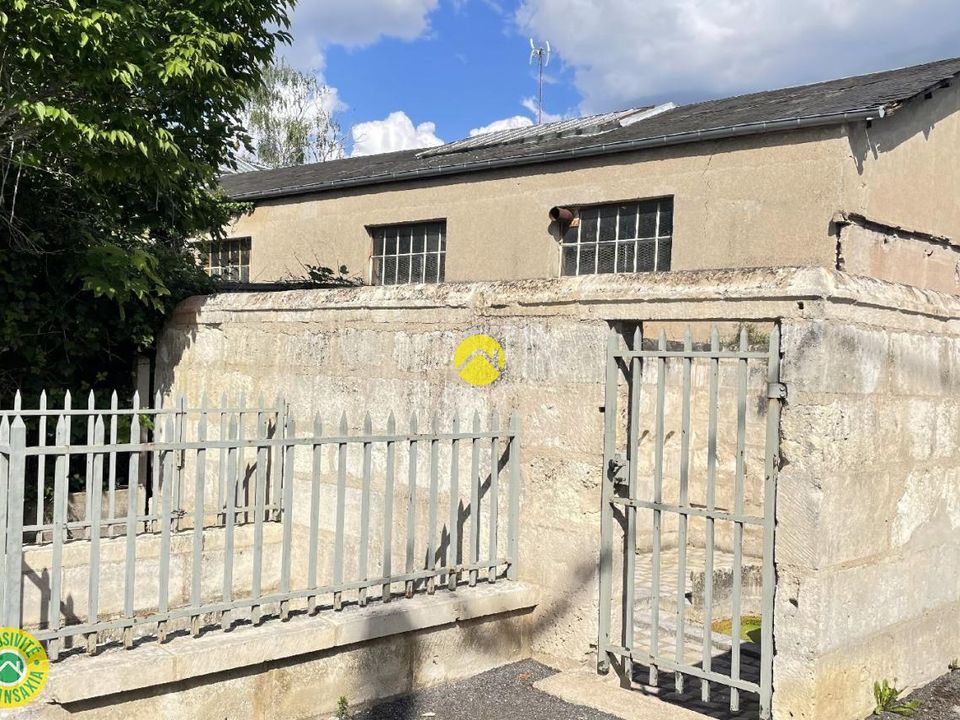 Erhvervsejendom i Bourges, Cher - foto 2
