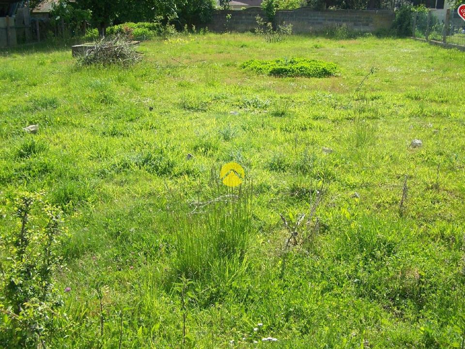 Helårsgrund i Bourges, Cher - foto 5