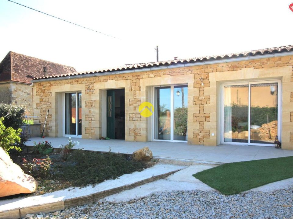 Villa i Saint-Laurent-La-Vallee, Dordogne - bilde 1