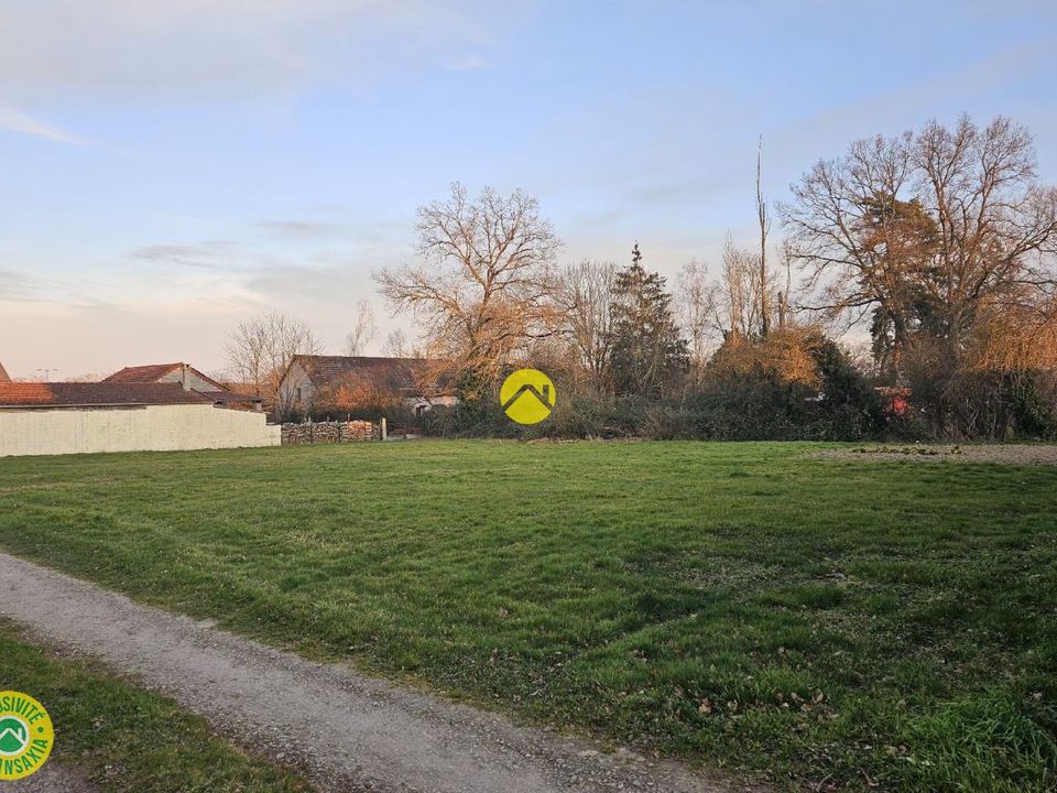 Tomt i Cosne-d'Allier, Allier - bilde 4