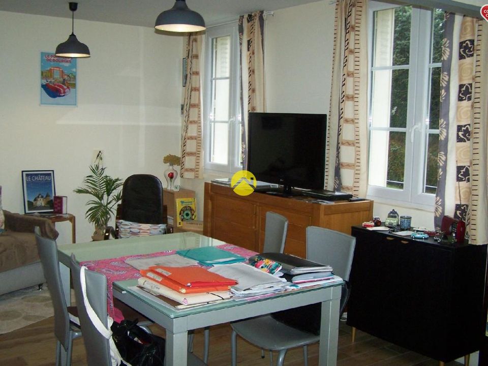 Lejlighed i Saint-Florent-sur-Cher, Cher - foto 1