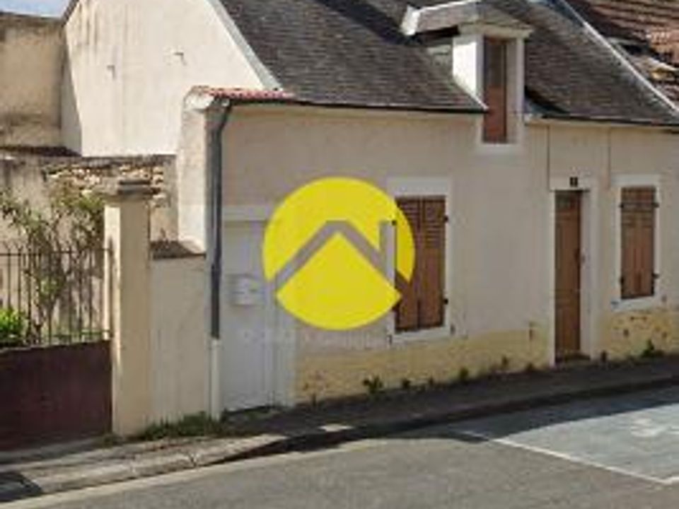 Villa i La Guerche-sur-l'Aubois, Cher - bilde 1