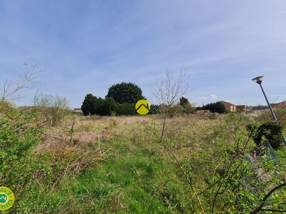 Tomt i Châtillon-sur-Indre, Indre - bilde 1