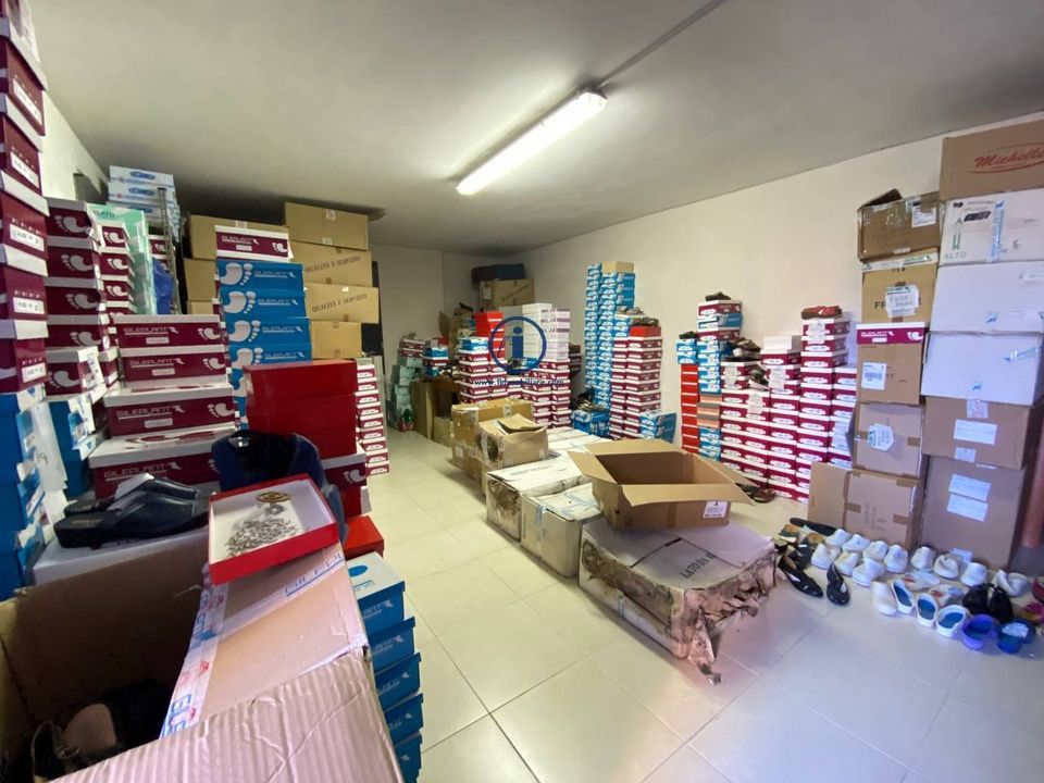 Erhvervsejendom i San Nicola la Strada, Caserta - foto 1