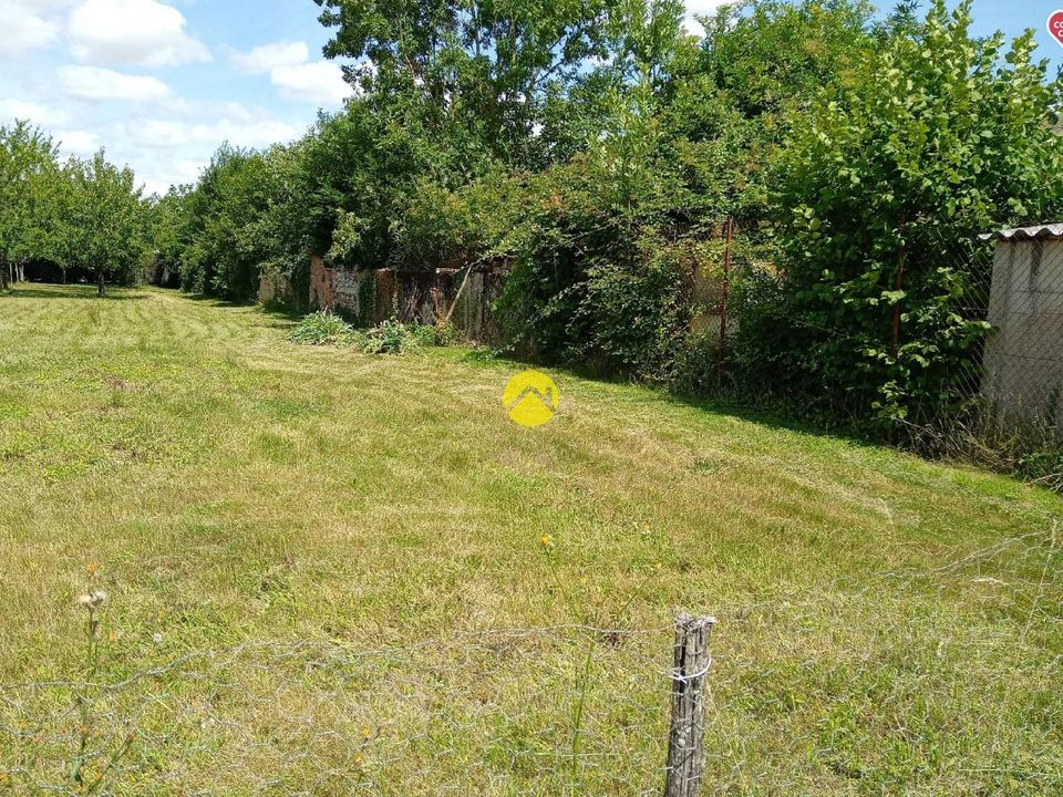 Helårsgrund i Montacher-Villegardin, Yonne - foto 2