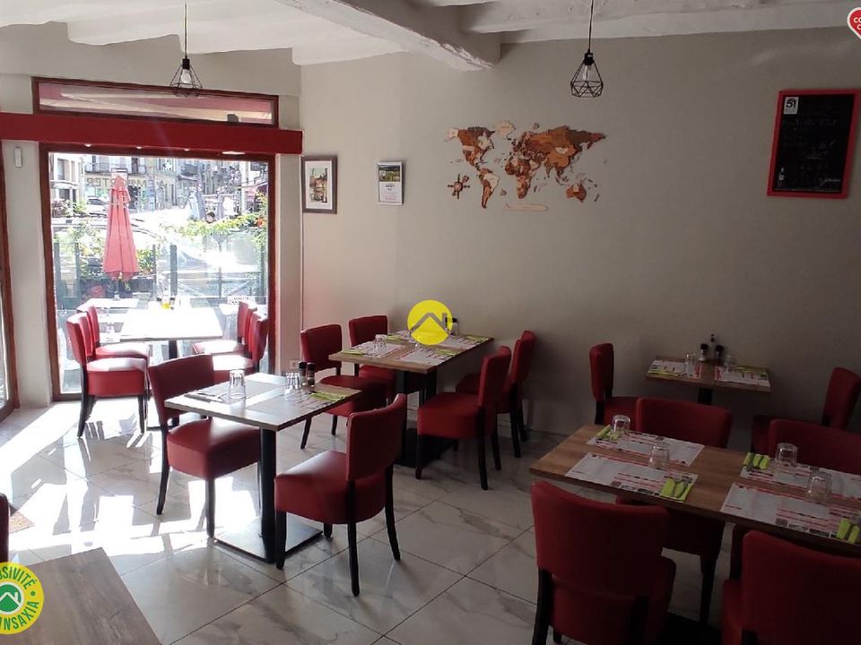 Lejlighed i Bourbon-l'Archambault, Allier - foto 1