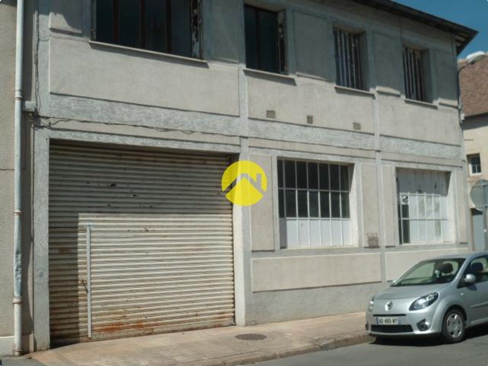 Apartamento en Saint-Amand-Montrond, Cher - foto 1